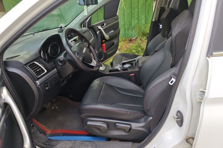 Used Haval M6 2019 1.5T DCT Two-Wheel Drive Elite Version China VI Standard Left Front Seat