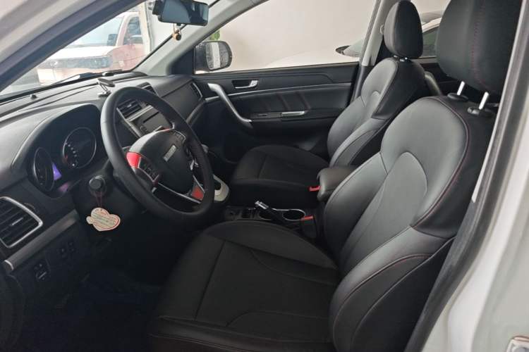 Used Haval M6 2019 1.5T DCT Two-Wheel Drive Elite Version China VI Standard Left Front Seat