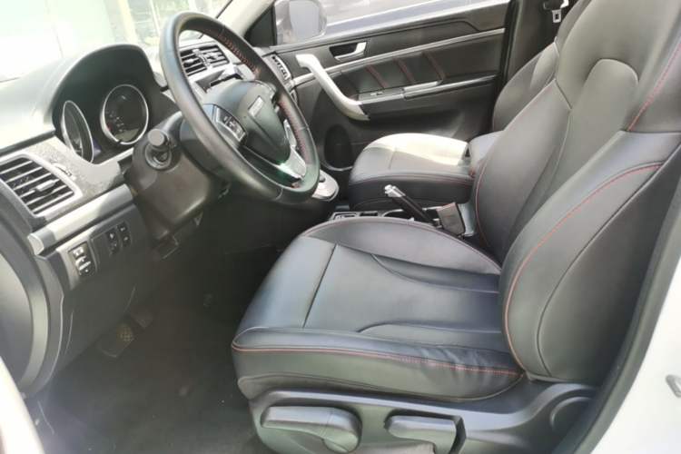 Used Haval M6 2019 1.5T DCT Two-Wheel Drive Elite Version China VI Standard Left Front Seat
