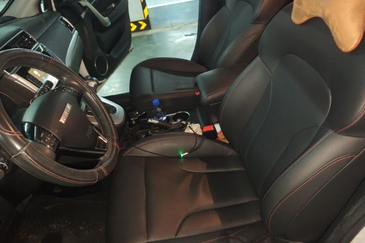 Used Haval M6 2019 1.5T DCT Two-Wheel Drive Value Edition China VI Standard Left Front Seat
