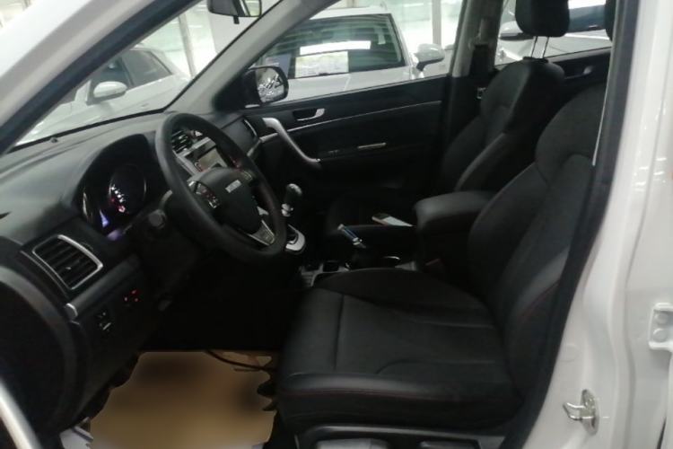 Used Haval M6 2019 1.5T Manual Two-Wheel Drive Elite Version China VI Standard Left Front Seat