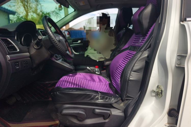 Used Haval M6 2019 1.5T DCT Two-Wheel Drive Value Edition China VI Standard Left Front Seat