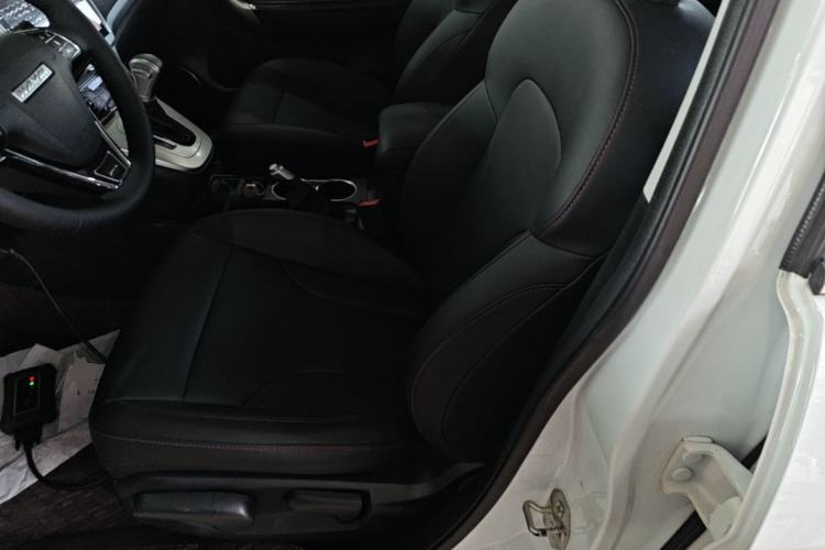Used Haval M6 2019 1.5T DCT Two-Wheel Drive Value Edition China VI Standard Left Front Seat