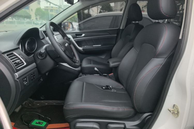 Used Haval M6 2019 1.5T DCT Two-Wheel Drive Elite Version China VI Standard Left Front Seat