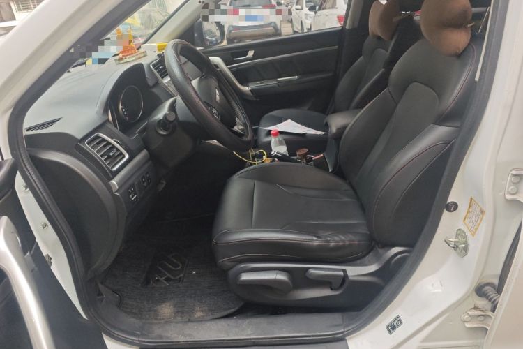 Used Haval M6 2019 1.5T DCT Two-Wheel Drive Elite Version China VI Standard Left Front Seat