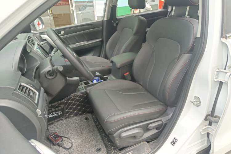 Used Haval M6 2019 1.5T DCT Two-Wheel Drive Elite Version China VI Standard Left Front Seat