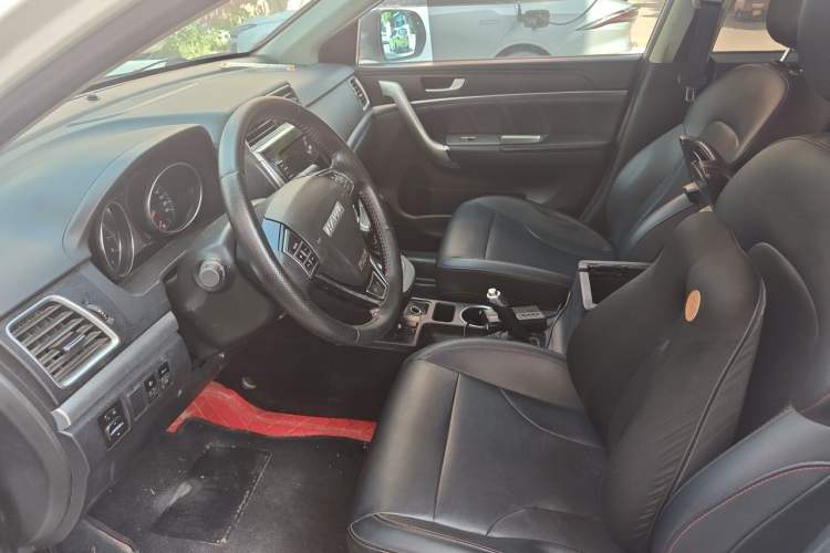 Used Haval M6 2019 1.5T DCT Two-Wheel Drive Elite Version China VI Standard Left Front Seat