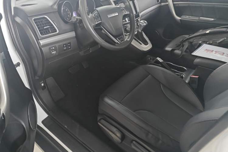 Used Haval M6 2019 1.5T DCT Two-Wheel Drive Value Edition China VI Standard Left Front Seat