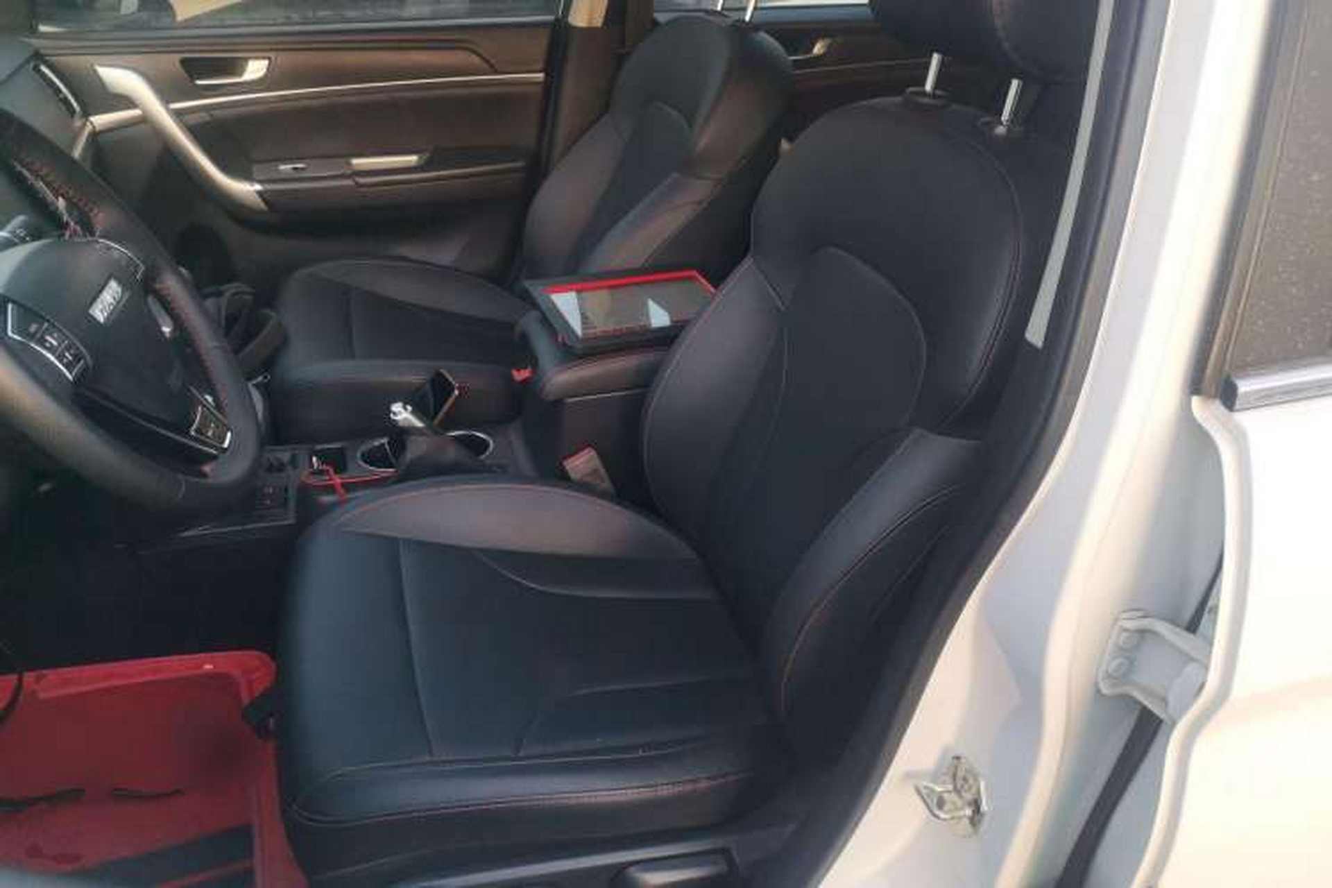 Used Haval M6 2019 1.5T DCT Two-Wheel Drive Elite Version China VI Standard Left Front Seat