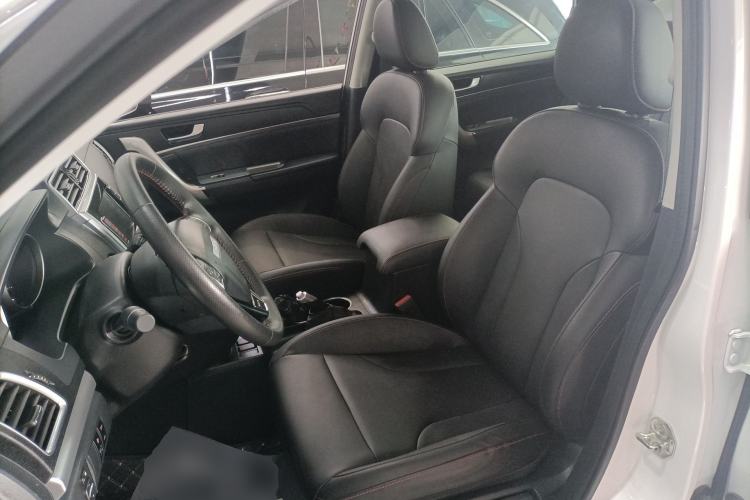 Used Haval M6 2019 1.5T DCT Two-Wheel Drive Elite Version China VI Standard Left Front Seat