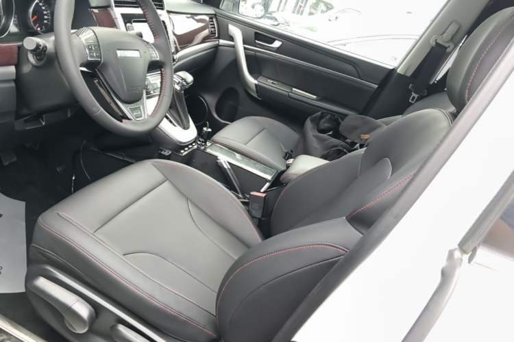Used Haval M6 2019 1.5T DCT Two-Wheel Drive Elite Version China VI Standard Left Front Seat