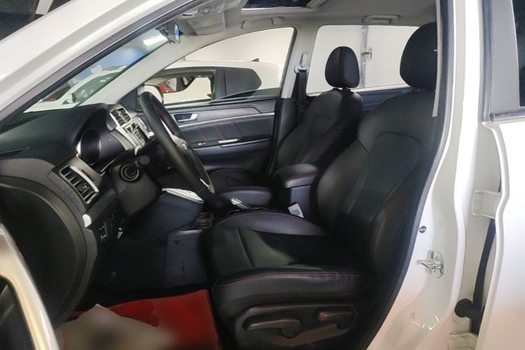 Used Haval M6 2019 1.5T DCT Two-Wheel Drive Value Edition China VI Standard Left Front Seat