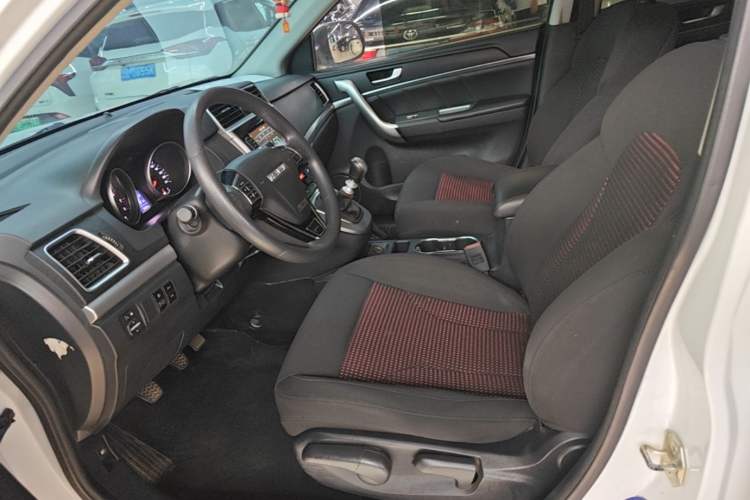 Used Haval M6 2019 1.5T Manual Two-Wheel Drive Urban Version China VI Standard Left Front Seat