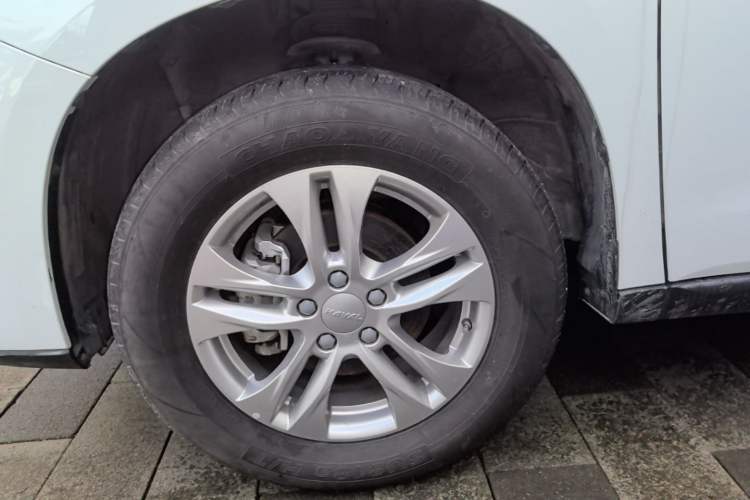 Used Haval M6 2019 1.5T DCT Two-Wheel Drive Value Edition China VI Standard Left Front Wheel Hub