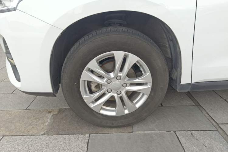 Used Haval M6 2019 1.5T Manual Two-Wheel Drive Elite Version China V Standard Left Front Wheel Hub
