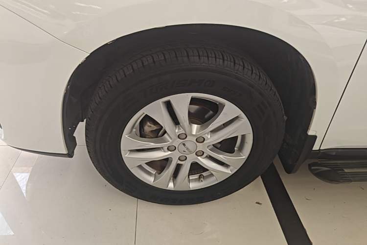 Used Haval M6 2019 1.5T DCT Two-Wheel Drive Elite Version China VI Standard Left Front Wheel Hub