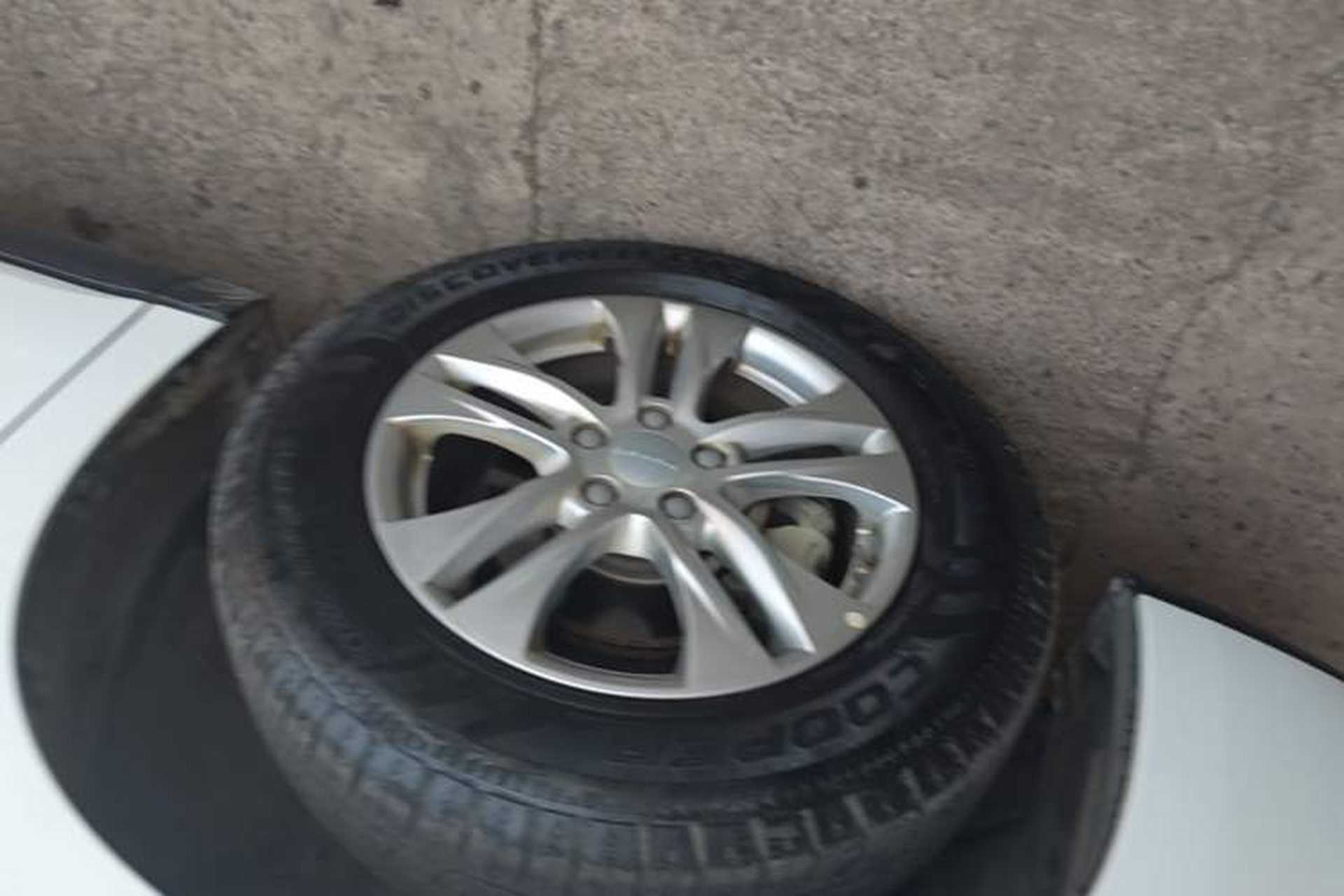 Used Haval M6 2019 1.5T DCT Two-Wheel Drive Elite Version China VI Standard Left Front Wheel Hub