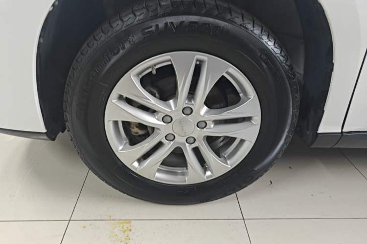 Used Haval M6 2019 1.5T DCT Two-Wheel Drive Value Edition China VI Standard Left Front Wheel Hub