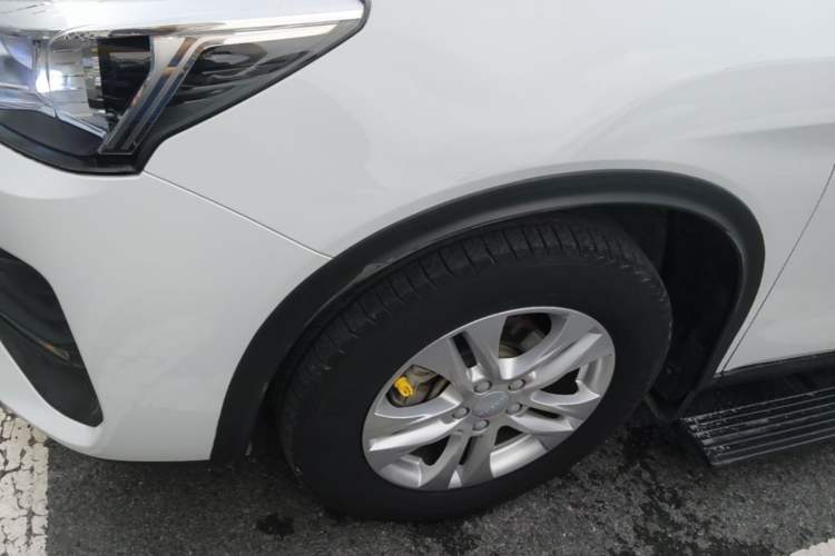 Used Haval M6 2019 1.5T DCT Two-Wheel Drive Elite Version China VI Standard Left Front Wheel Hub