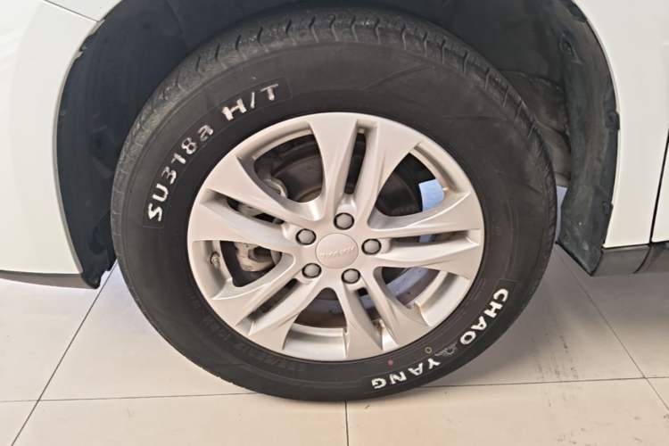 Used Haval M6 2019 1.5T DCT Two-Wheel Drive Elite Version China VI Standard Left Front Wheel Hub