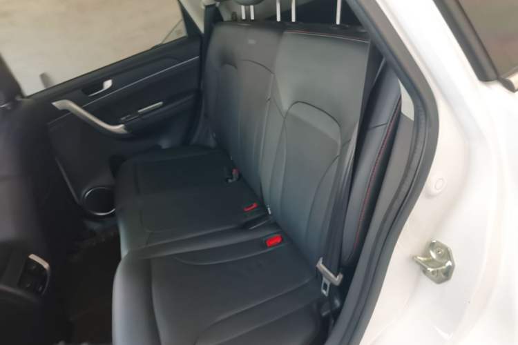 Used Haval M6 2019 1.5T DCT Two-Wheel Drive Value Edition China VI Standard Left Rear Seat