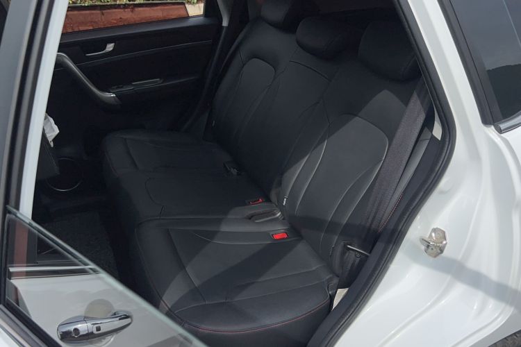 Used Haval M6 2019 1.5T DCT Two-Wheel Drive Value Edition China VI Standard Left Rear Seat