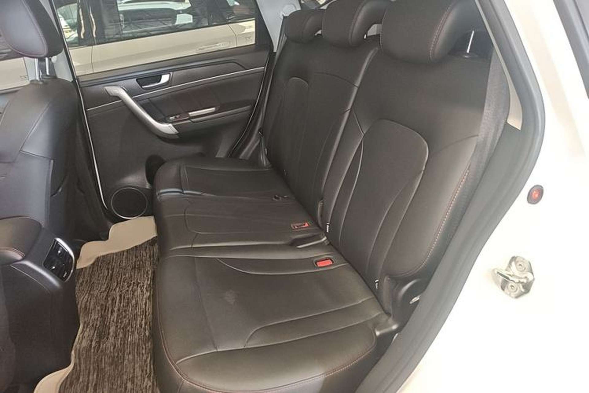 Used Haval M6 2019 1.5T DCT Two-Wheel Drive Value Edition China VI Standard Left Rear Seat