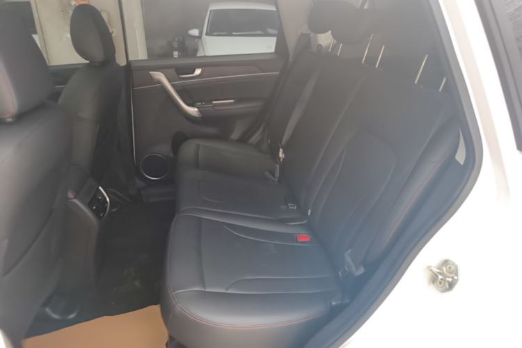 Used Haval M6 2019 1.5T Manual Two-Wheel Drive Elite Version China VI Standard Left Rear Seat