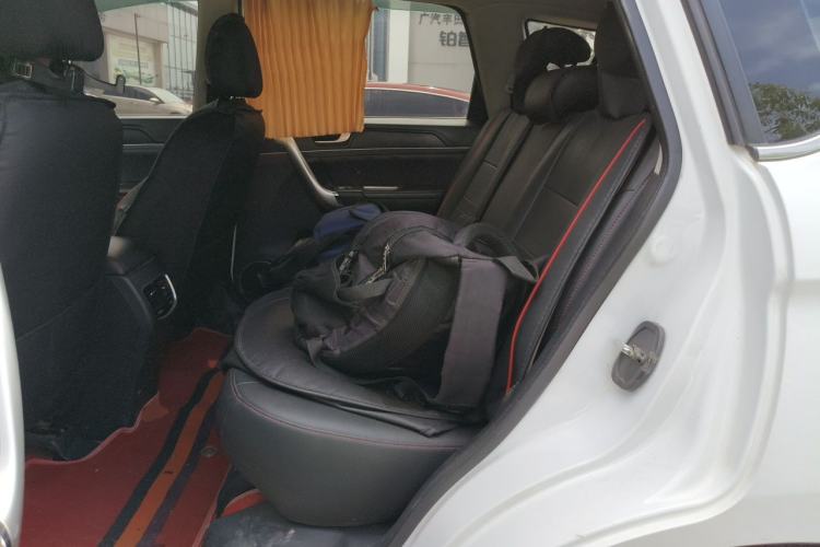 Used Haval M6 2019 1.5T Manual Two-Wheel Drive Elite Version China VI Standard Left Rear Seat