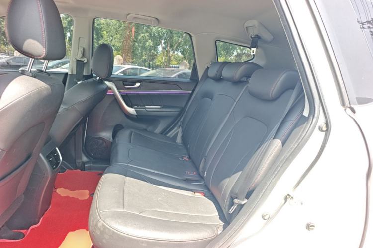 Used Haval M6 2019 1.5T DCT Two-Wheel Drive Elite Version China VI Standard Left Rear Seat