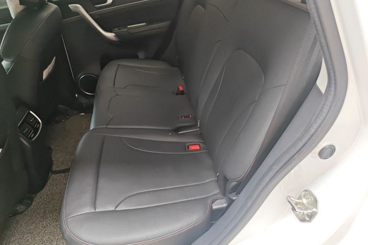 Used Haval M6 2019 1.5T DCT Two-Wheel Drive Value Edition China VI Standard Left Rear Seat