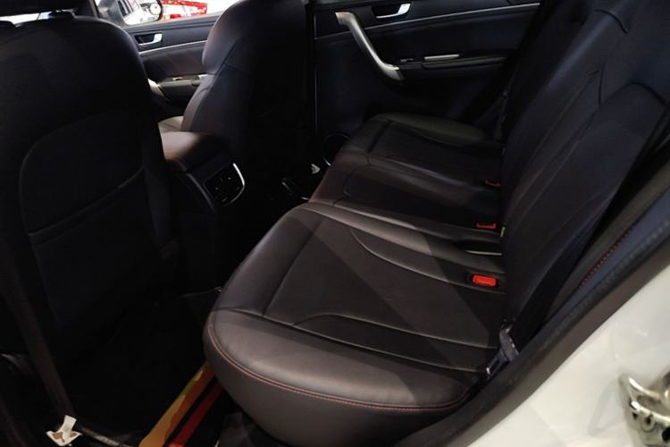 Used Haval M6 2019 1.5T DCT Two-Wheel Drive Value Edition China VI Standard Left Rear Seat