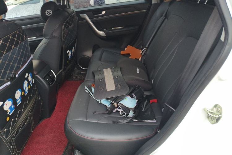 Used Haval M6 2019 1.5T DCT Two-Wheel Drive Value Edition China VI Standard Left Rear Seat