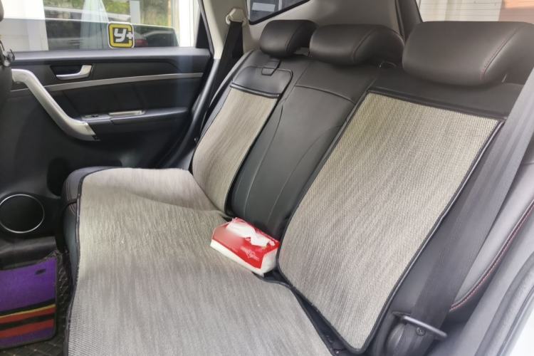 Used Haval M6 2019 1.5T DCT Two-Wheel Drive Value Edition China VI Standard Left Rear Seat