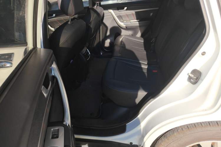 Used Haval M6 2019 1.5T DCT Two-Wheel Drive Value Edition China VI Standard Left Rear Seat