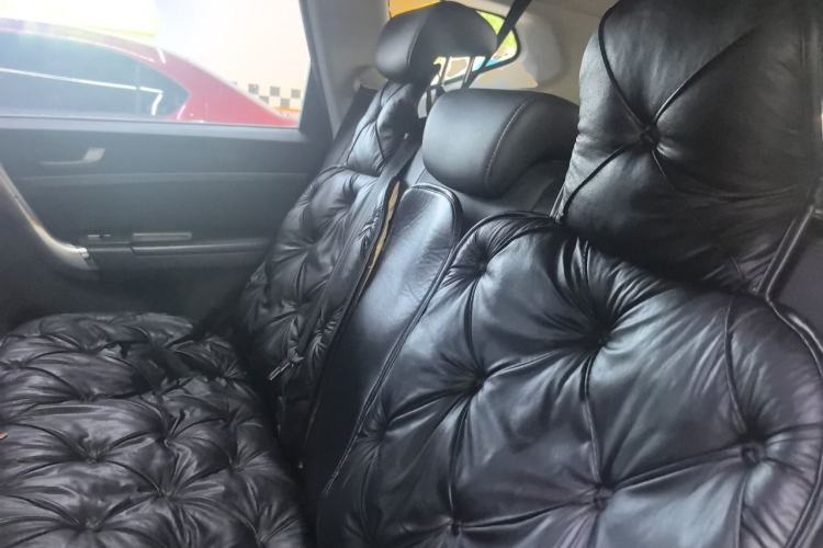 Used Haval M6 2019 1.5T DCT Two-Wheel Drive Elite Version China VI Standard Left Rear Seat
