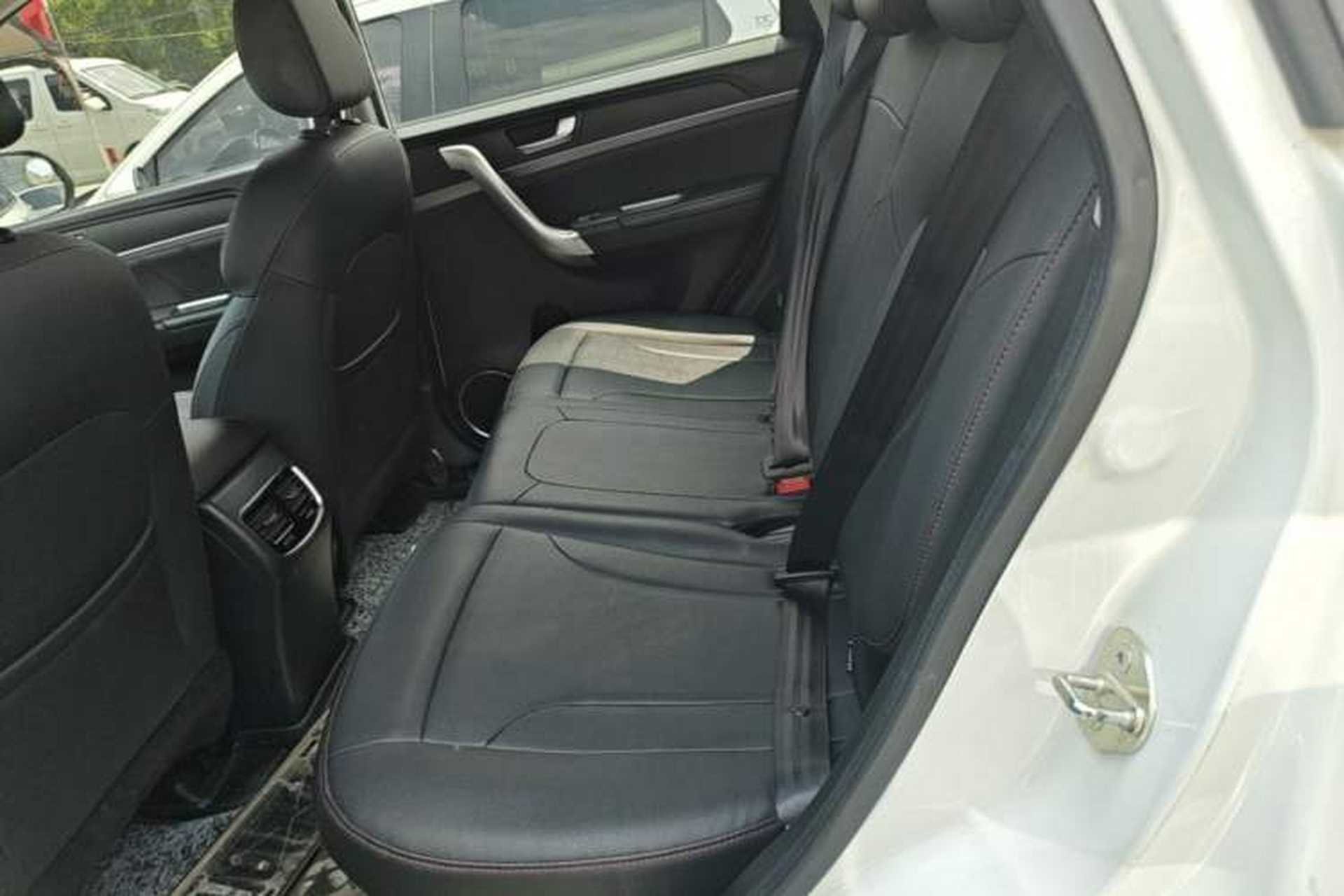 Used Haval M6 2019 1.5T DCT Two-Wheel Drive Value Edition China VI Standard Left Rear Seat