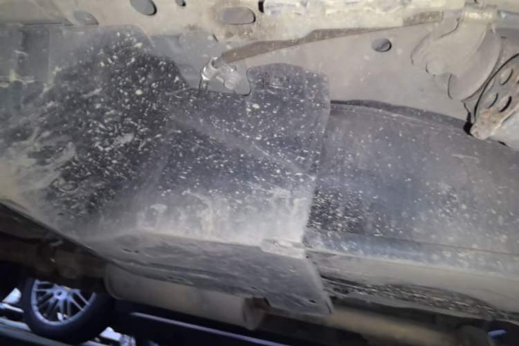 Used Haval M6 2019 1.5T DCT Two-Wheel Drive Value Edition China VI Standard Left Side Sill
