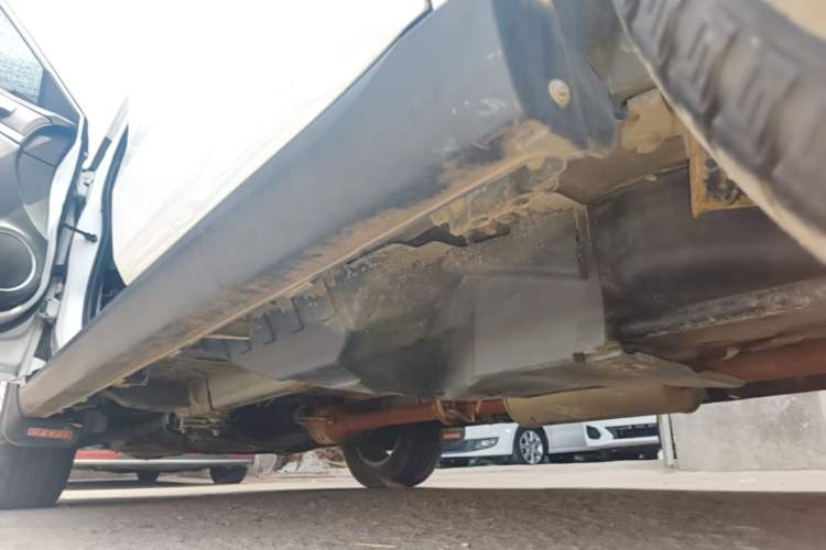 Used Haval M6 2019 1.5T Manual Two-Wheel Drive Elite Version China VI Standard Left Side Sill