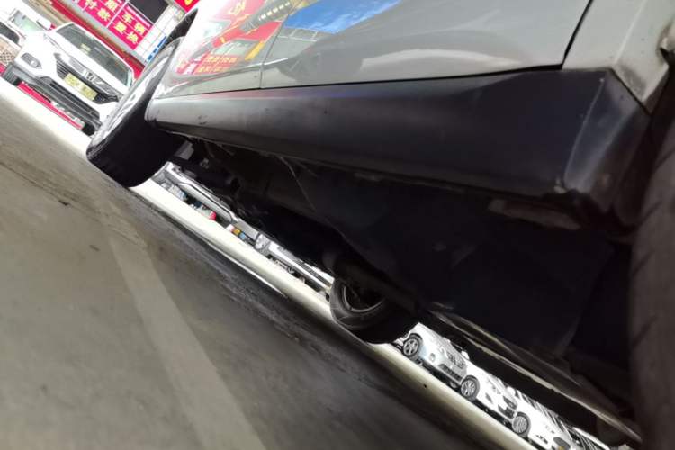 Used Haval M6 2019 1.5T DCT Two-Wheel Drive Urban Version China VI Standard Left Side Sill