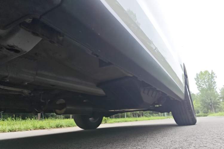 Used Haval M6 2019 1.5T Manual Two-Wheel Drive Elite Version China VI Standard Left Side Sill