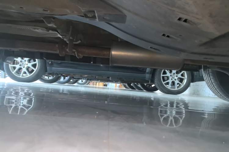 Used Haval M6 2019 1.5T Manual Two-Wheel Drive Elite Version China VI Standard Left Side Sill