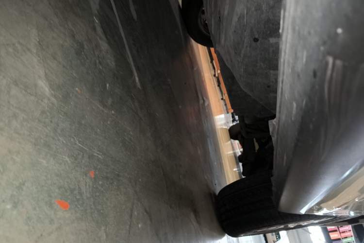 Used Haval M6 2019 1.5T DCT Two-Wheel Drive Value Edition China VI Standard Left Side Sill