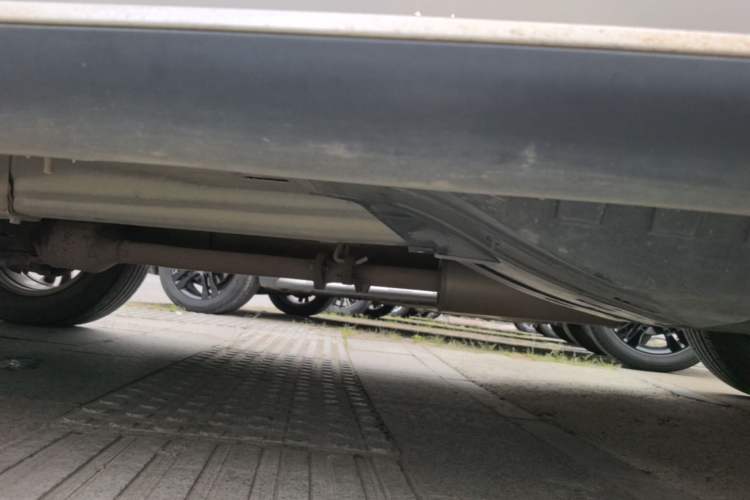 Used Haval M6 2019 1.5T DCT Two-Wheel Drive Elite Version China VI Standard Left Side Sill