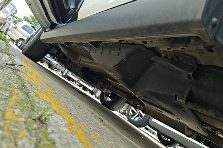 Used Haval M6 2019 1.5T DCT Two-Wheel Drive Value Edition China VI Standard Left Side Sill