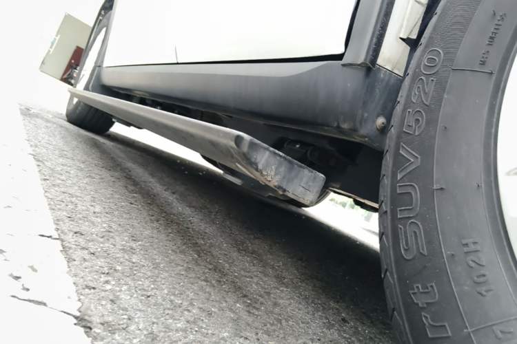 Used Haval M6 2019 1.5T DCT Two-Wheel Drive Elite Version China VI Standard Left Side Sill