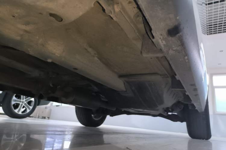 Used Haval M6 2019 1.5T DCT Two-Wheel Drive Value Edition China VI Standard Left Side Sill