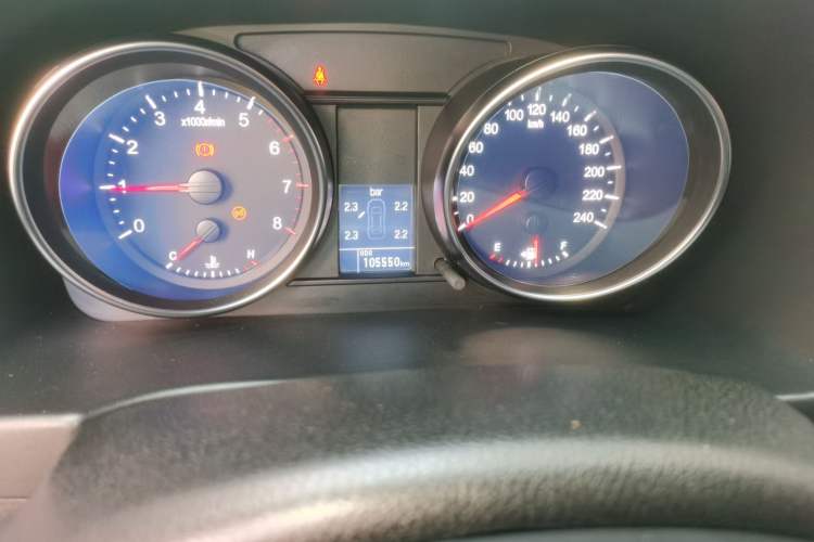 Used Haval M6 2019 1.5T Manual Two-Wheel Drive Elite Version China V Standard Odometer Close Up
