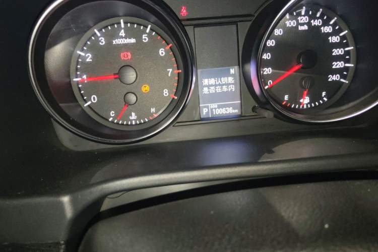 Used Haval M6 2019 1.5T DCT Two-Wheel Drive Elite Version China VI Standard Odometer Close Up