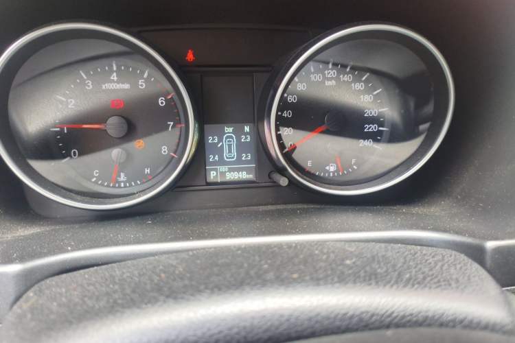 Used Haval M6 2019 1.5T DCT Two-Wheel Drive Value Edition China VI Standard Odometer Close Up
